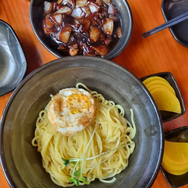 향래객 — 삼선간짜장